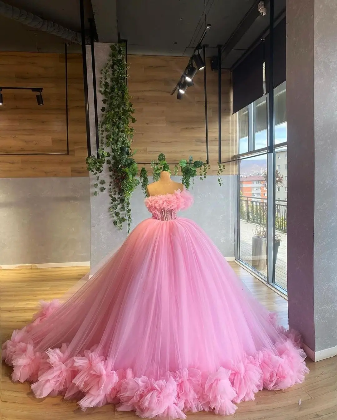 DESIGNER FAUX BLOOMING pink gown