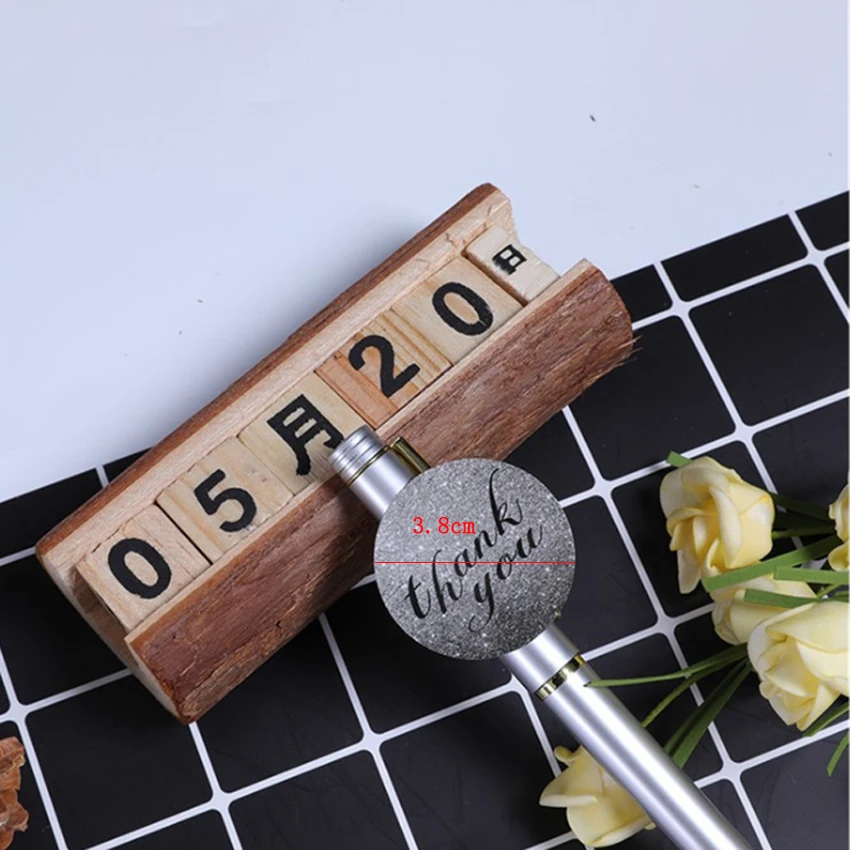 120pcs per pack 120pcs/100pcs/60pcs/pack Multiple Styles Round Tape Thank You Packaging Label Material Supplies Sealing Stickers - Цвет: 120pcs per pack