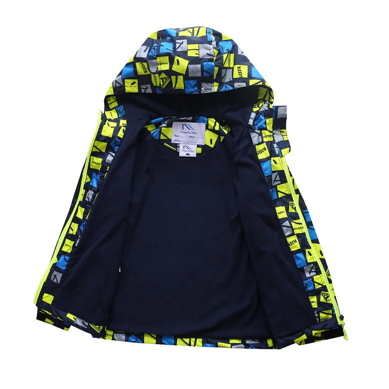 New Boys' Autumn and Winter Plush Coat Hooded Windbreaker Children's Charge Coat Middle Children's Jacket 3-10Y