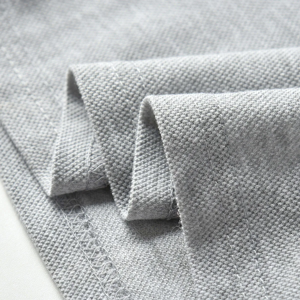 Прямая поставка; топы с длинными рукавами и галстуком-бабочкой для маленьких мальчиков; камуфляжные длинные штаны с карманами; леггинсы; одежда для малышей; комплект из 2 предметов