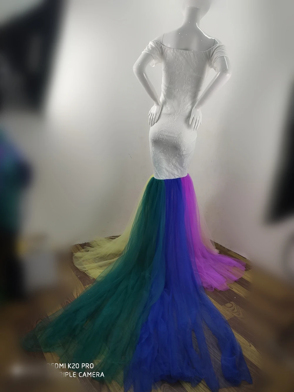 Lace Maternity Photography Props Dresses Rainbow Mesh Pregnancy Dress Long Pregnant Women Maxi Maternity Gown For Photo Shoots (7)