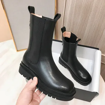 

2020 Autumn and Winter New Martin Boots Plus Cashmere Women's Boots Short Boots Large Size 41-43 Size Women's Boots