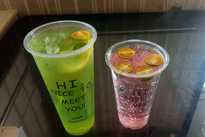 500pcs High quality flamingo cup 500ml transparent disposable coffee milk tea juice cold drink plastic cups with cover wholesale