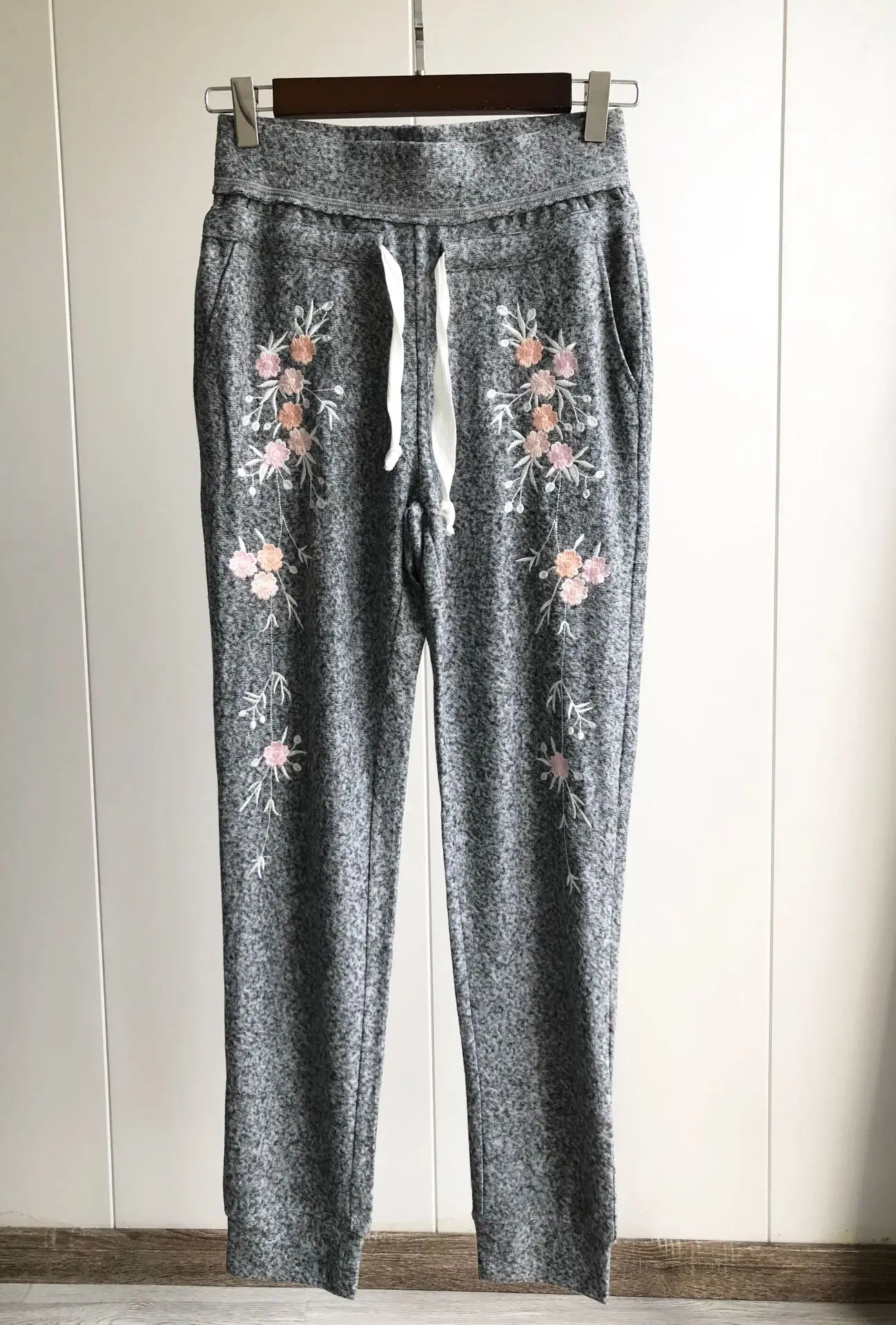 Women Pants Elastic Sanding Cloth Embroidery Elasticated Waist Sports Casual Pants