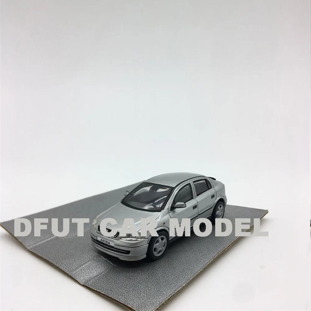 

1:43 Alloy Pull Back Toy ASTRA Car Model Of Children's Toy Cars Original Authorized Authentic Kids Toys