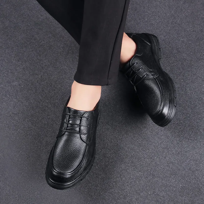 Mens formal shoes business Stylish comfortable Gentleman's formal shoes men middle aged casual shoes dad flats