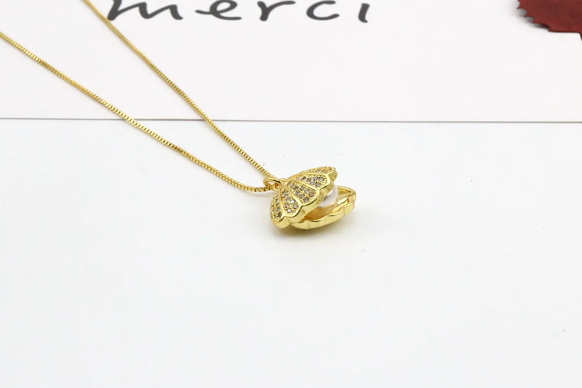Korean-style Sweet Pearl Shell Necklace Fan-shaped Pendant Choker-Open Cool Simple Versatile Best Friend Gift