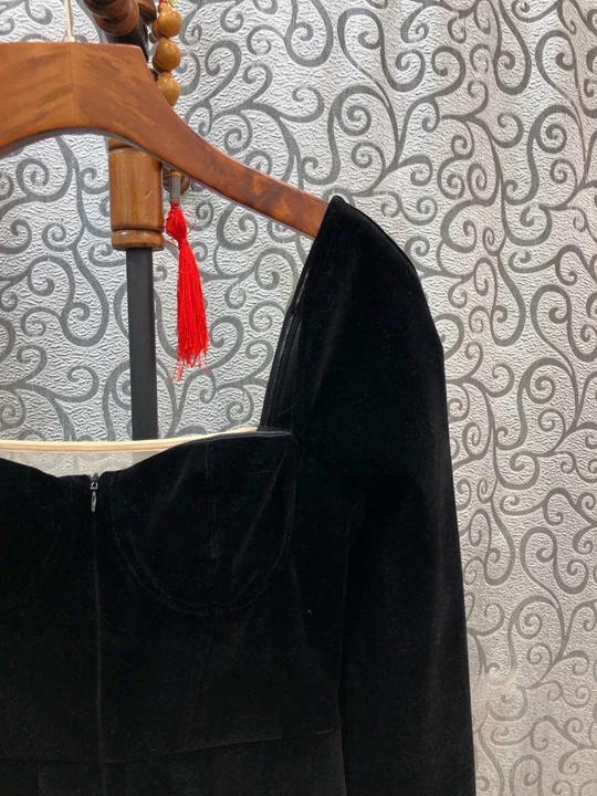 Ранняя осень Новое Женское бархатное платье-маятник с воротником сзади, украшенное цепочкой из бисера 1006