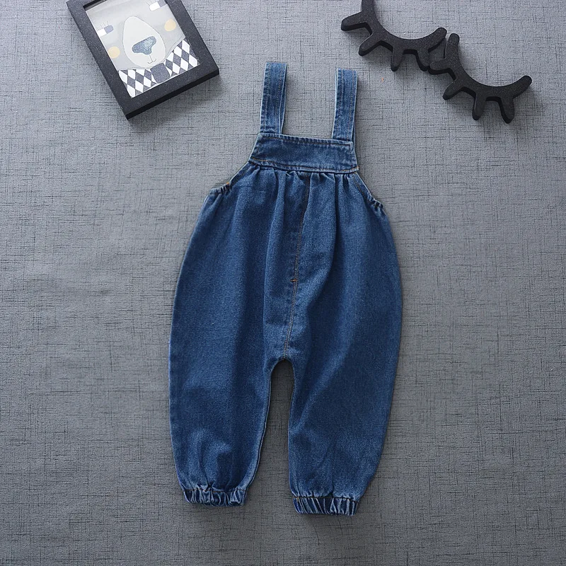 Новые стильные летние детские штаны на подтяжках, простые джинсы в Корейском стиле для мальчиков и девочек, ковбойская одежда на весну и осень для детей 1-4 лет