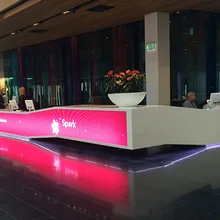 Современные приемные столы led знак украшения p4.81 видео ТВ экран