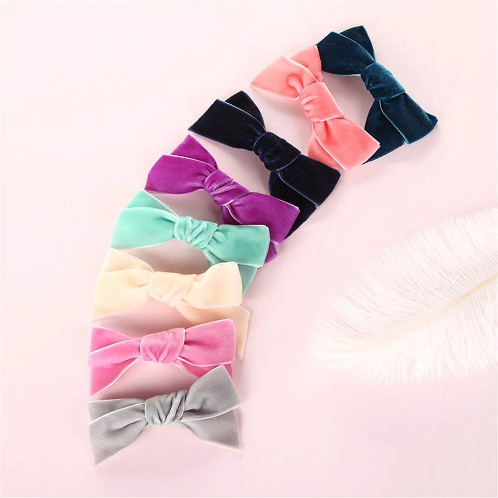 

1 pcs New Velvet Bows Hair Clips Fashion Bowknot Hairpins For Women Girls Hair Accessories Christmas Bow Hair Barrettes