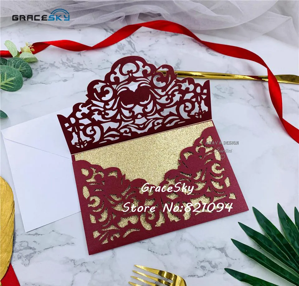 50pcs New Laser Cut Lace Pocket Wedding Invitations Card Personalized Customized cards with RSVP Cards Wedding Supplies