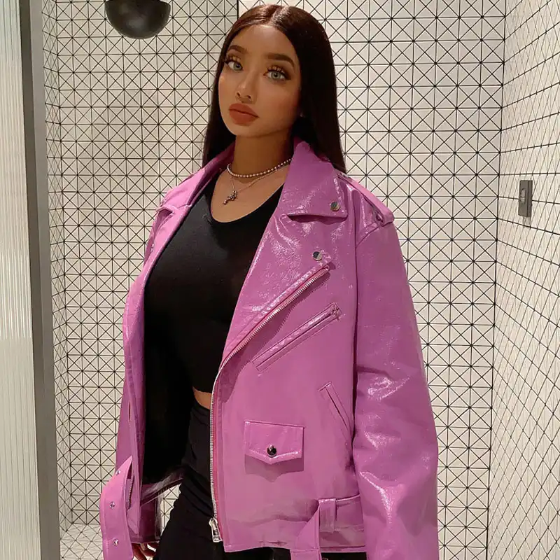 jaqueta de couro roxa