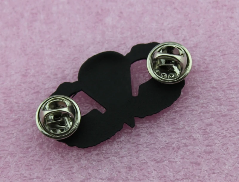 Американский Парашютист черный значок эмблема Реплика ТВ/фильм Prop pin