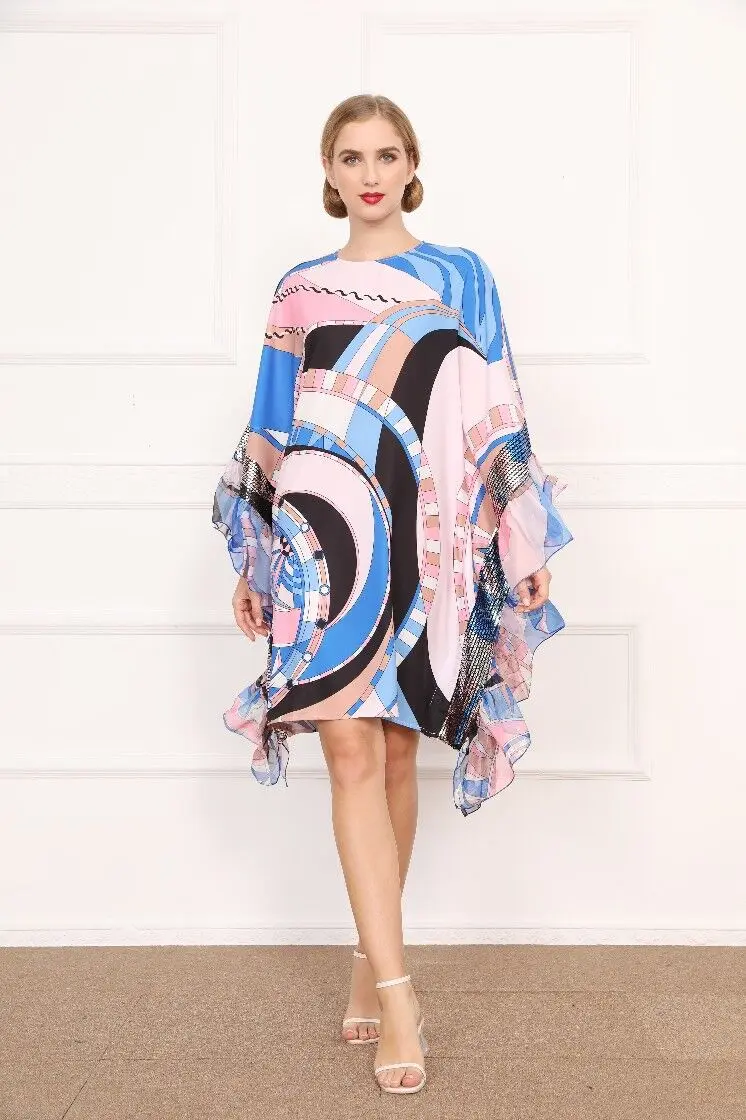 Женское платье в пол с рукавами летучая мышь и круглым воротником модель 2020 |