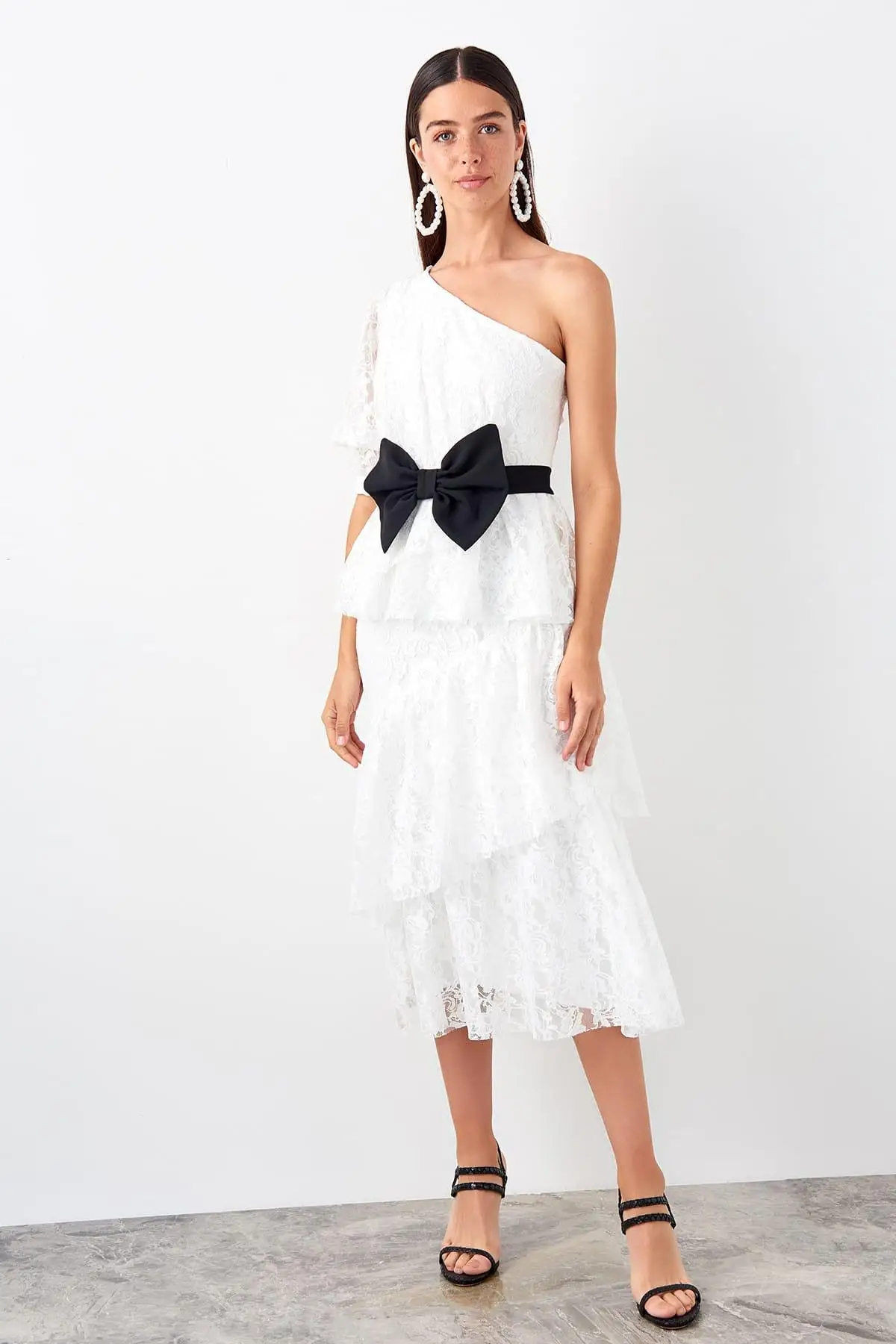 

Trendyol Raw White Ruched Dress TPRSS19EL0529