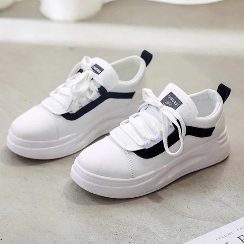white black sneakers Женские кроссовки; коллекция года; сезон осень; женская повседневная обувь из искусственной кожи на плоской подошве; женская обувь на платформе; Весенняя дышащая Модная Белая обувь - Цвет: white black sneakers