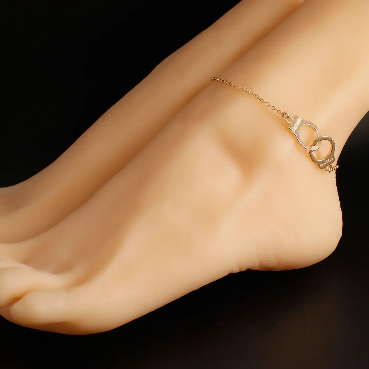 

Europe And America Accessories Fashion Handcuffs Anklet Women's Cool Versatile Creative Beach Foot Ornaments K209