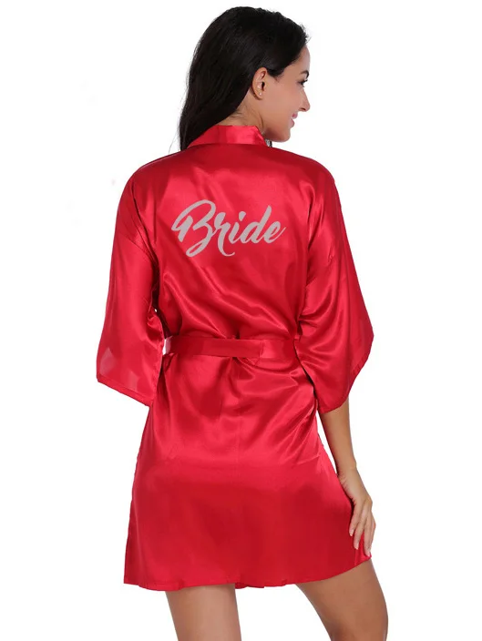 Bridesmaid Одежда для невесты, подружки невесты с серебряными буквами. Халаты для невесты, пижамы, банный халат, ночная рубашка. Женское атласное свадебное кимоно, одежда для сна, готовые халаты - Цвет: Bridesmaid