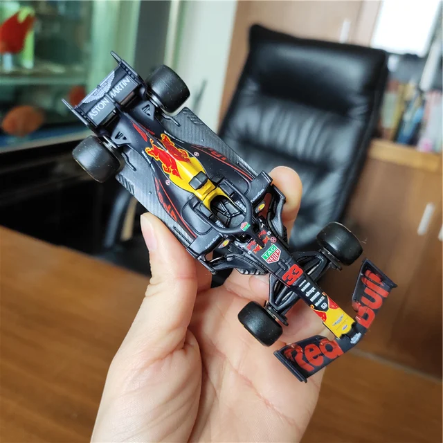 Burago 1:43 Red Bull Racing  RB15 33# RB13 RB14 model die-casting model car simulation car decoration collection gift toy 3