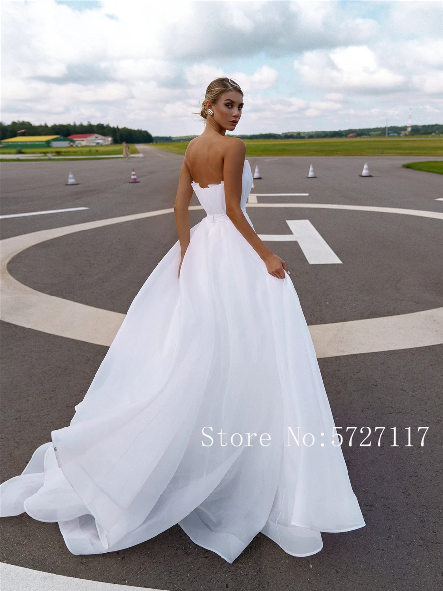 Wedding Dresses Strapless Ruched Bodice Ball Gowns with Detachable Long Sleeves