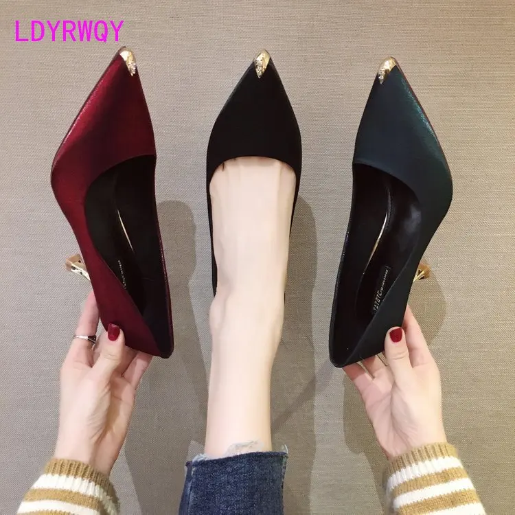 

[LDYRWQY] High-heeled women's stiletto heels with new shiny metal head Korean version of the wild tide