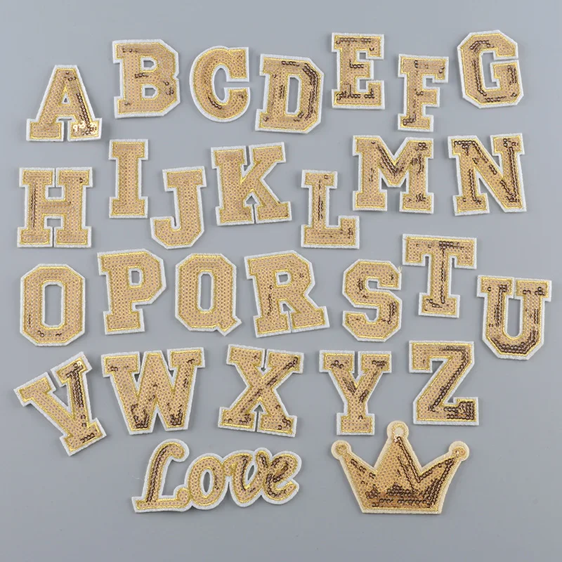 26 dopisy patche na oblečení zlatý flitry abeceda žehlička na patche pro šatstvo nášivky dítě ženy DIY odznaky emboridered