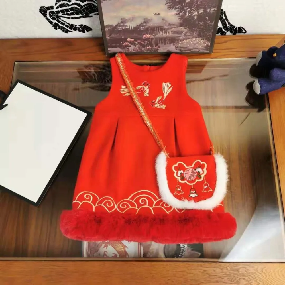 Рождественский костюм для девочек; Роскошные брендовые шерстяные платья с вышивкой рыбы; праздничная одежда с сумкой