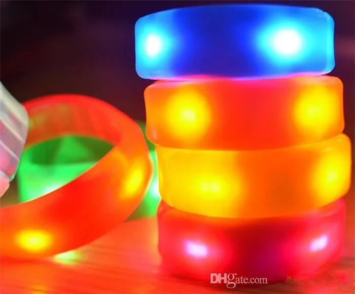 Voice Control Music Activated Led Flashing Bracelet Light Up Bangle Wristband Night Club Activity Party Bar Disco Cheer Props