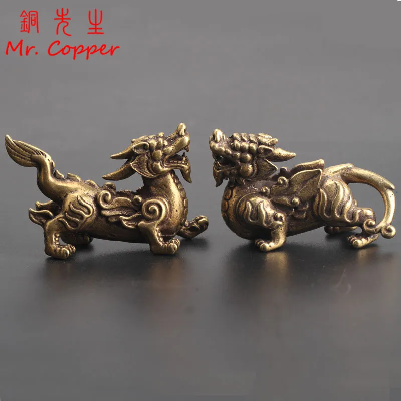 

2pcs/Pair Copper Chinese Mythological Animals Home Decoration Dragon head Oxtail Horseshoe Moose Deer Body Brass Decor Ornaments