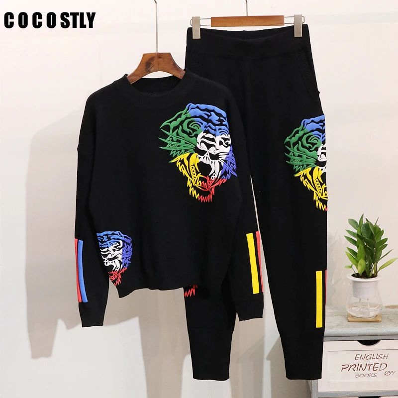 

Autumn 2 Piece Set Women matching sets Embroidery Knit Top and Harem Pant Casual Pantalon Set Black Conjunto Feminino Outfits