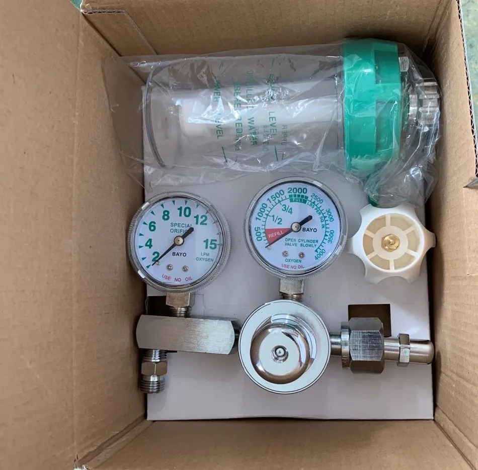 

two gauge full brass medical regulator with nasal with bottle