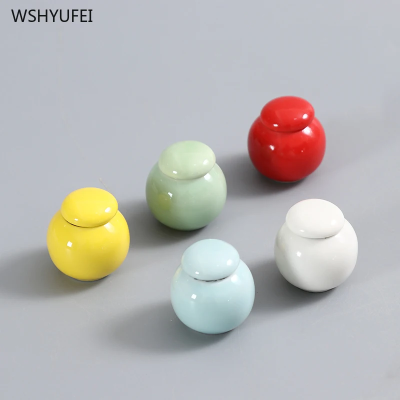 Mini pocket with lid seal celadon tea cans cosmetic lipstick rouge cream remover cream storage tank