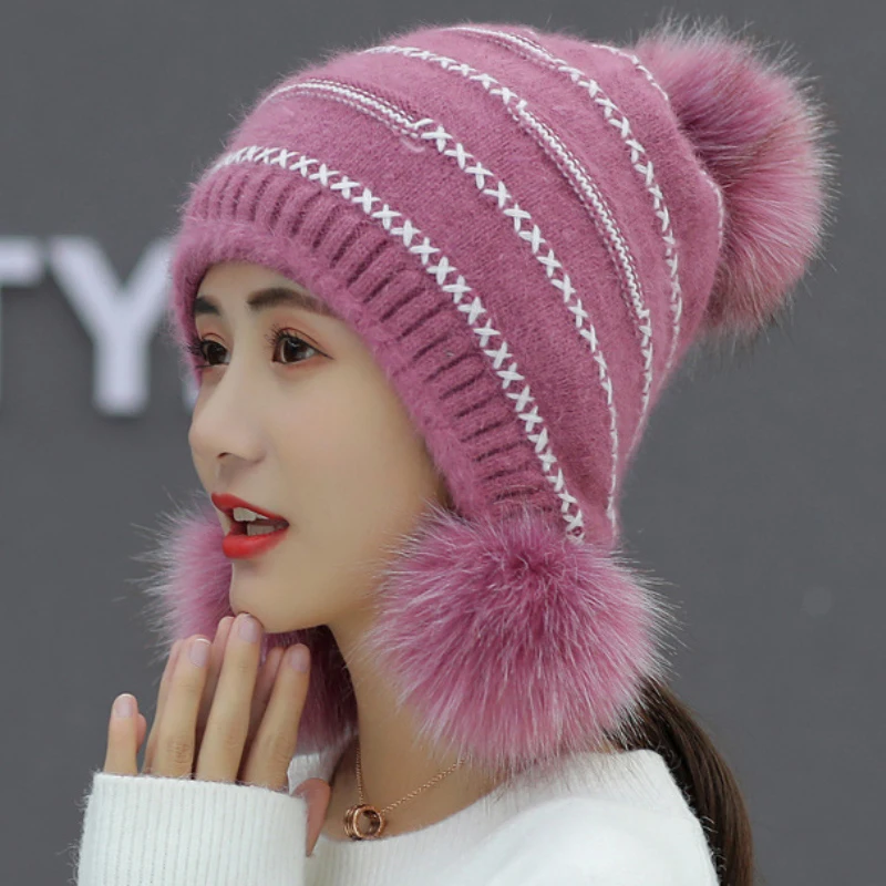 

HT2689 Rabbit Fur Hat Beanies Three Pompoms Knit Hat Women Thick Warm Windproof Earflap Cap Lady Winter Hat for Women Beanie Hat