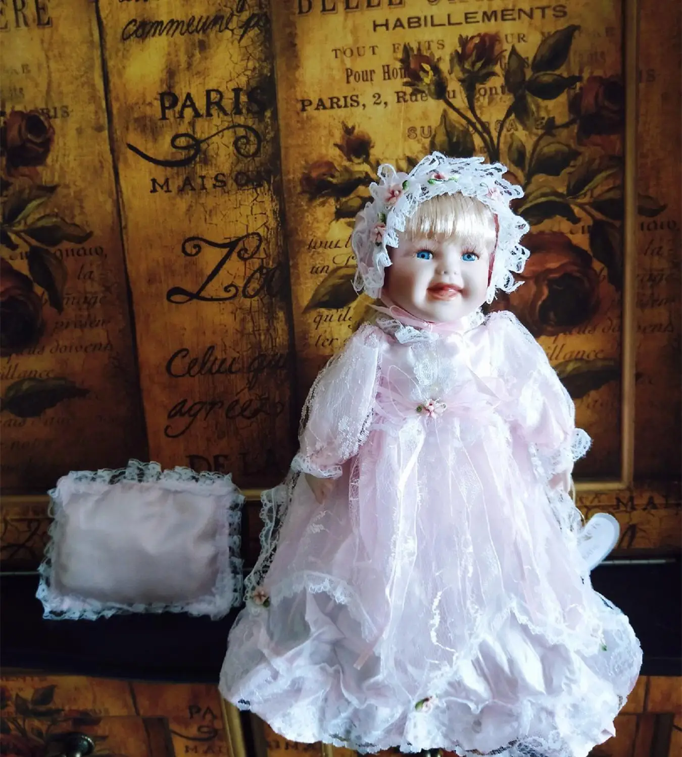 

32cm Vintage Victoria Pink Princess Porcelain Doll Ceramic Doll Girl Birthday Valentine's Day Christmas Gift Home Decoraltion