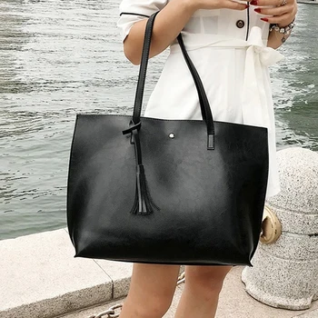 

2019 New Fashion Ladies Bag Tassel Solid Color PU Casual Handbag European American Trade Tide Shoulder Bag Tote Ladies Crossbody