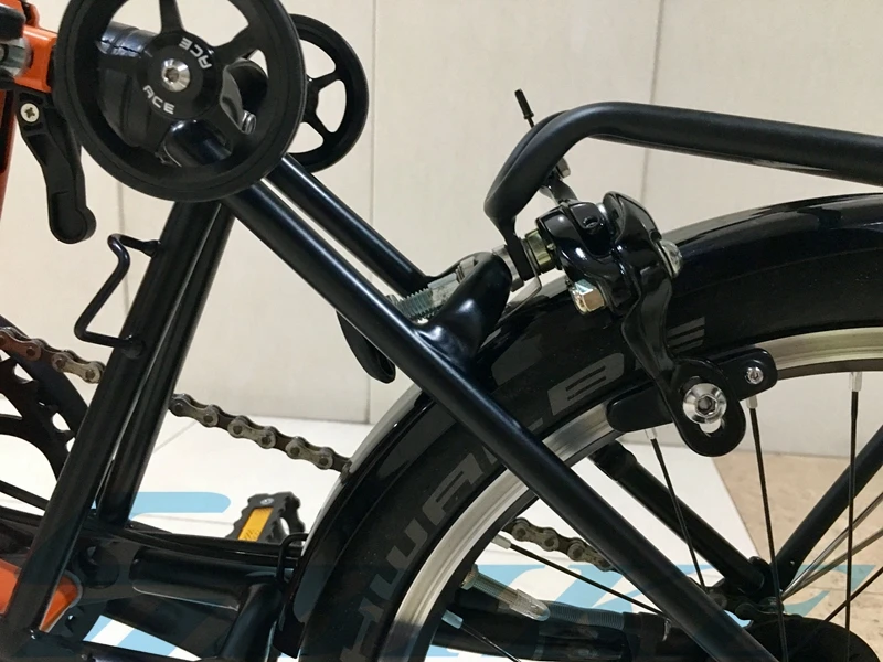 Алюминиевый сплав Q Тип задние стойки с Easywheels для Brompton велосипед багаж Перевозчик Для Brompto