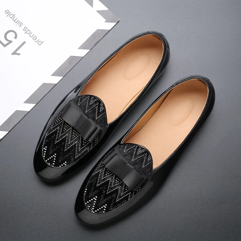 Туфли мужские классические из лакированной кожи дизайнерские со стразами с