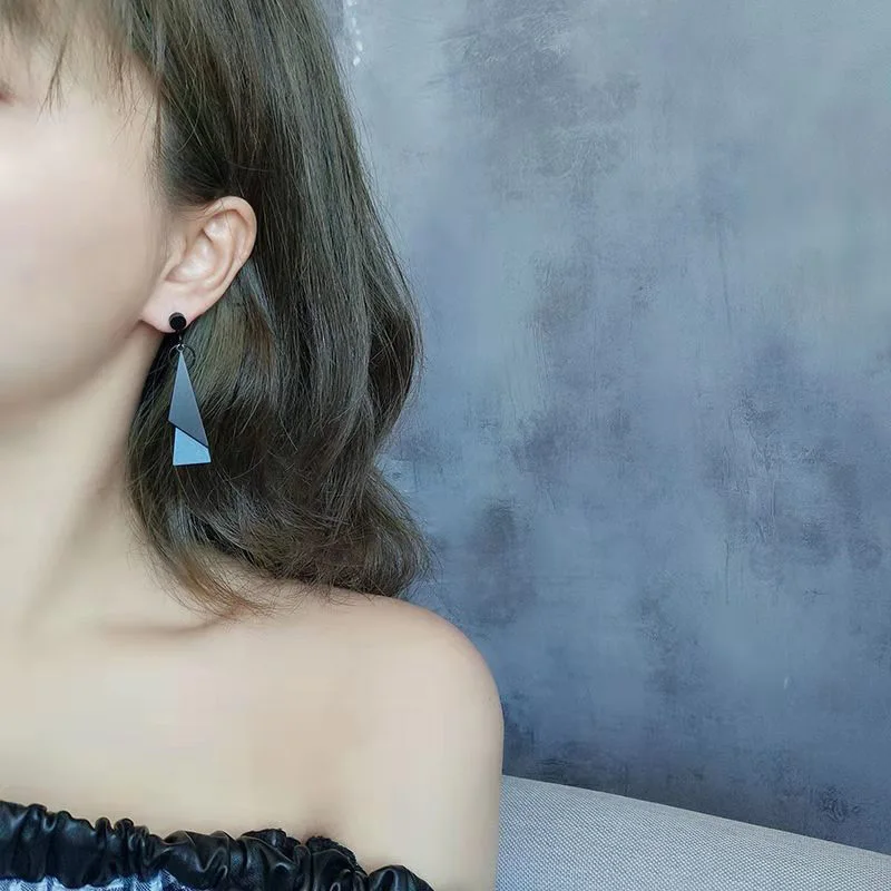 Korean Personality Fashion Triangle Geometric Clip on Earrings Without Piercing Retro Female Tassel Long Women Ear Clips Jewelry