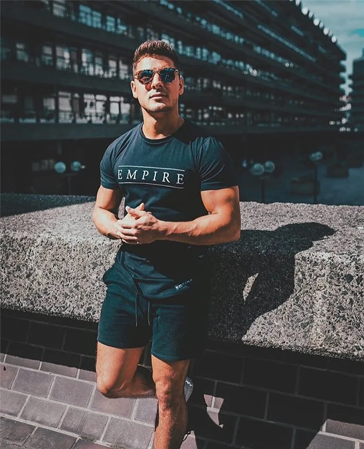 Мужская Спортивная Футболка Muscle Brother в европейском и американском стиле, лидер продаж, Модная хлопковая футболка, футболка с круглым вырезом и принтом AliExp