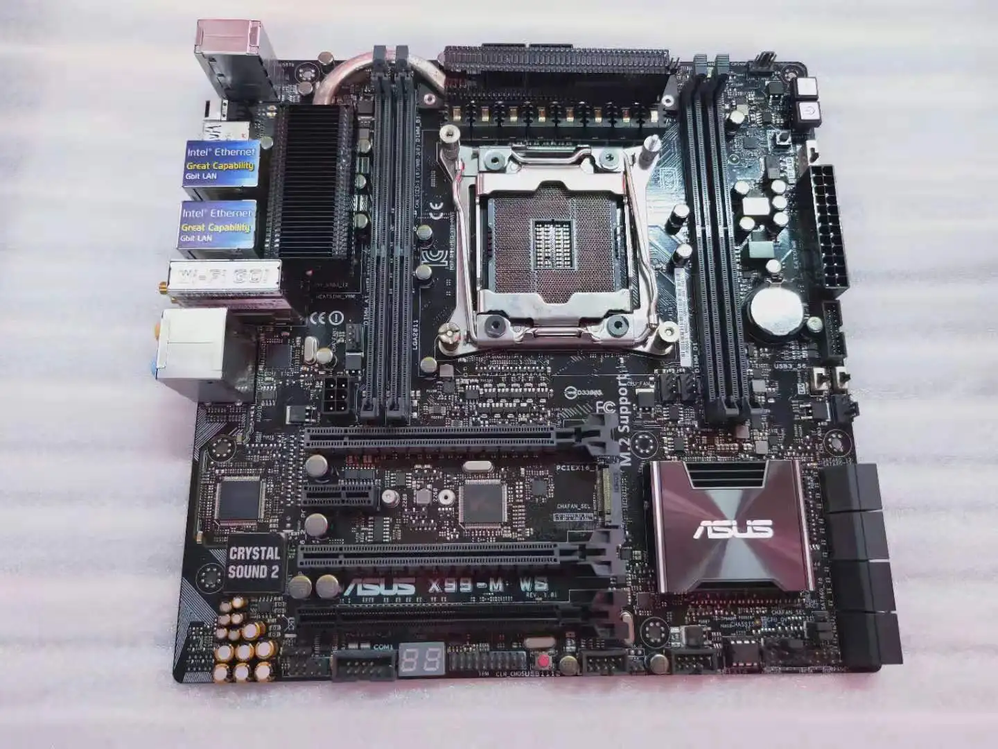 Материнская плата ASUS X99-M WS для рабочей станции с поддержкой интерфейса s M.2 Поддержка USB 3,1 Поддержка wifi используемая материнская плата