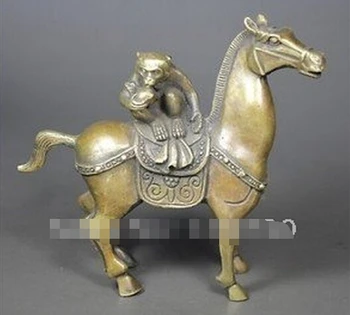 

---518+++Chinese Old Brass Wonderful Handwork Hammered Monkey On Horseback Statue