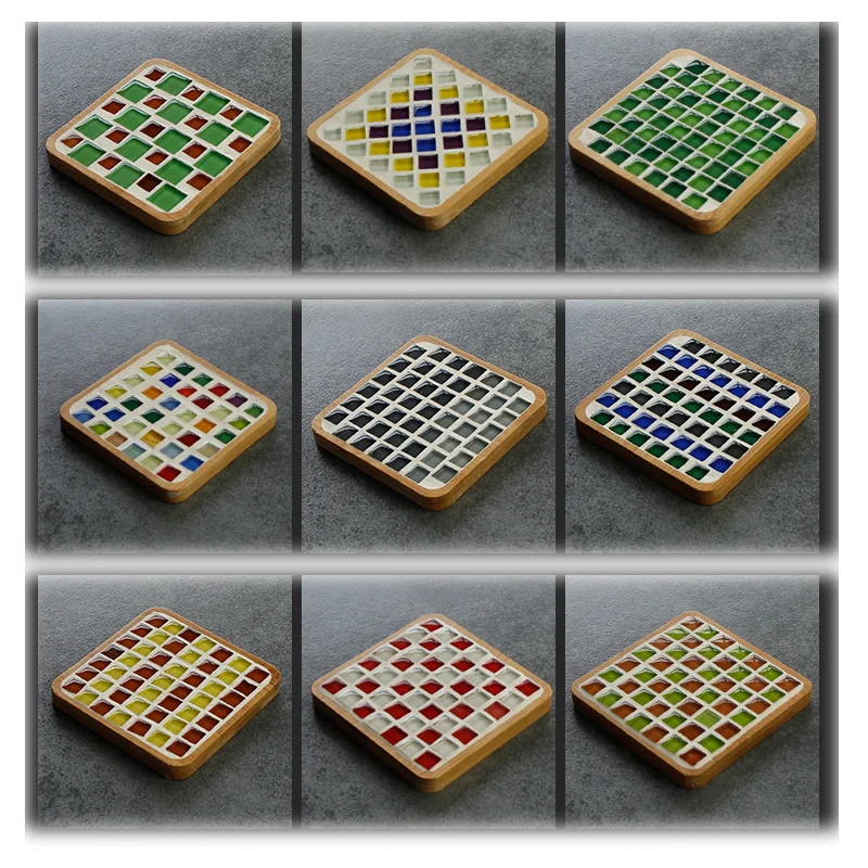 Complete with everything that you need Mosaic kit to make 2 freestyle coasters 
