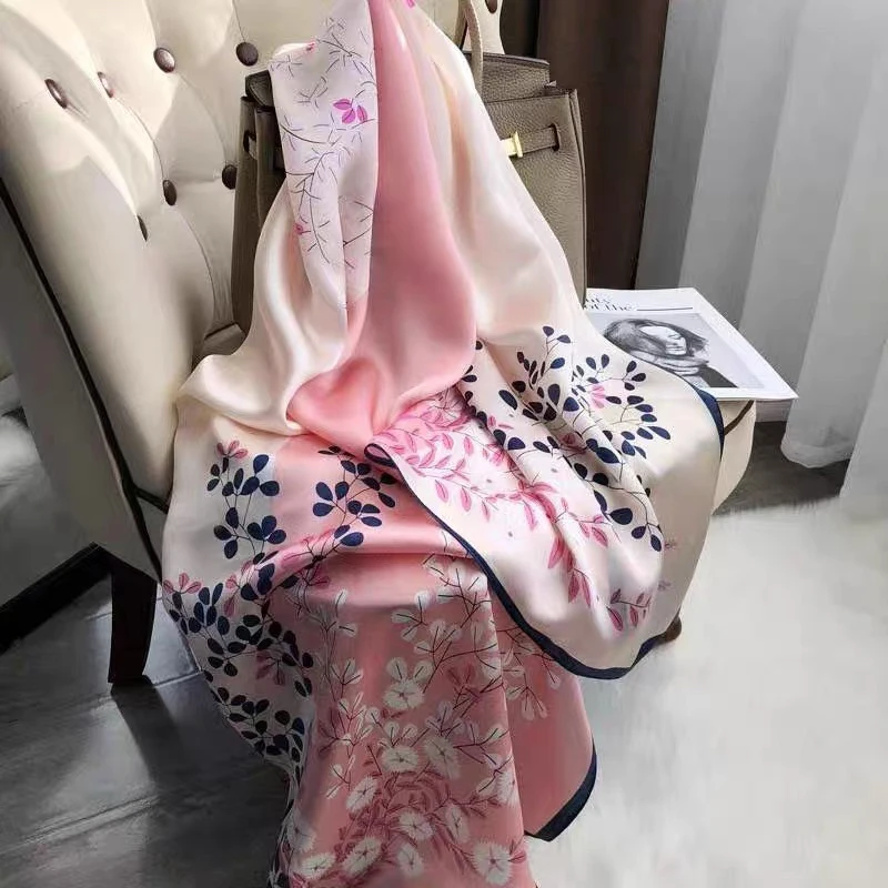 

Luxury brand scarf women New style Fashion Color matching Print silk scarf lady Popular headcloth beach shawl