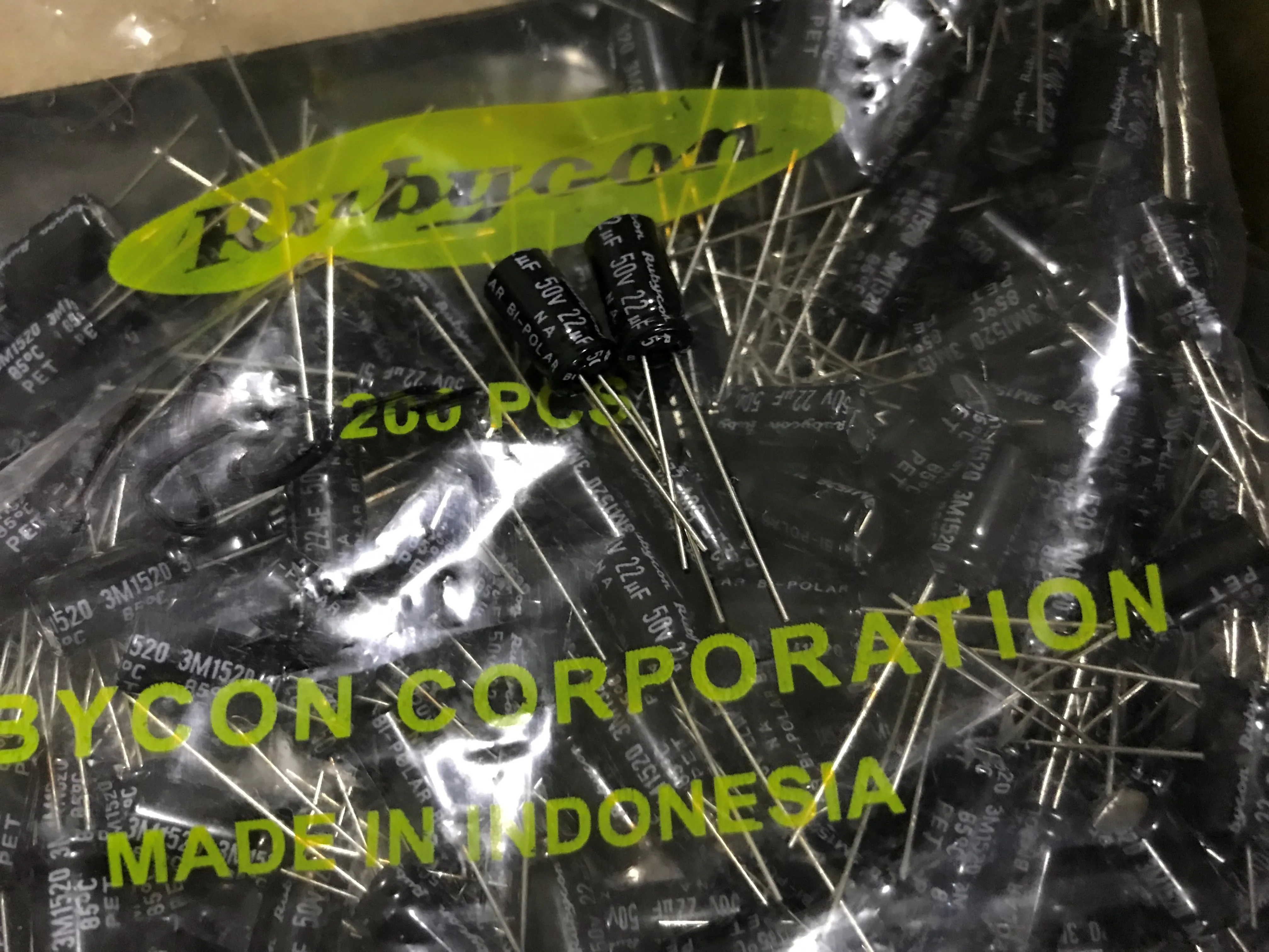 10 шт. 22 мкФ 50V rubycon NA-BP Series 6,3x11 мм 50V22uF двухполярный алюминиевый электролитический конденсатор аудио