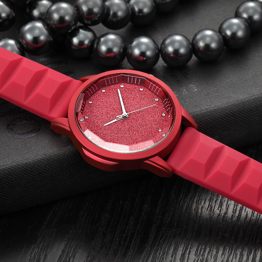 cheap Ladies Watch Red Fashion Casual Leather Band Rhinestone Women Watches relogio feminino Cute Wristwatch Women Clock reloj mujer