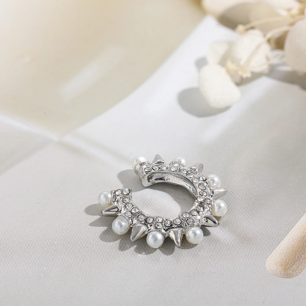 Boho Ethnic CZ Earcuffs Clip on Earrings for Women Pearl Crystal Without Piercing Cartilage Earrings Ear Clips Wedding Jewelry