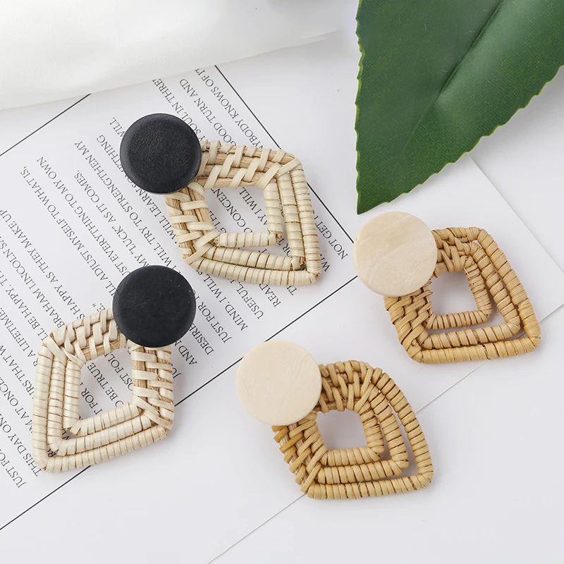 Lifefontier Bohemia Handmade Wooden Drop Earrings Straw Weave Rattan Vine Braid Round Shell Flower Earrings Geometric Jewelry