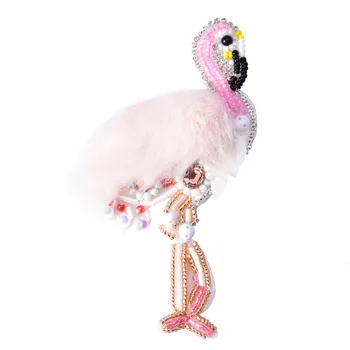 

European and American exaggerated Flamingo Brooch hand nailed beads sequined Brooch accessories across the border