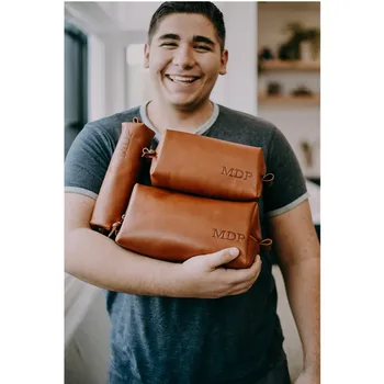 

Personalize Leather Toiletry Bag Dopp Kit Bag Monogram Mens Travel Bag , Grooms Boyfriend Father's Day Birthday Wash Bag Gifts